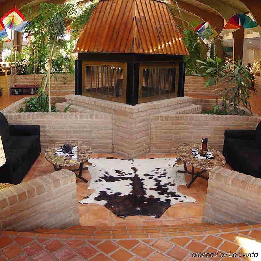 Douglas Inn And Conference Center Bagian luar foto